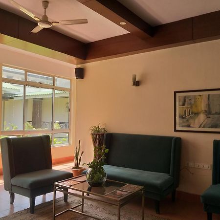 Polo Tura Hotel Zewnętrze zdjęcie