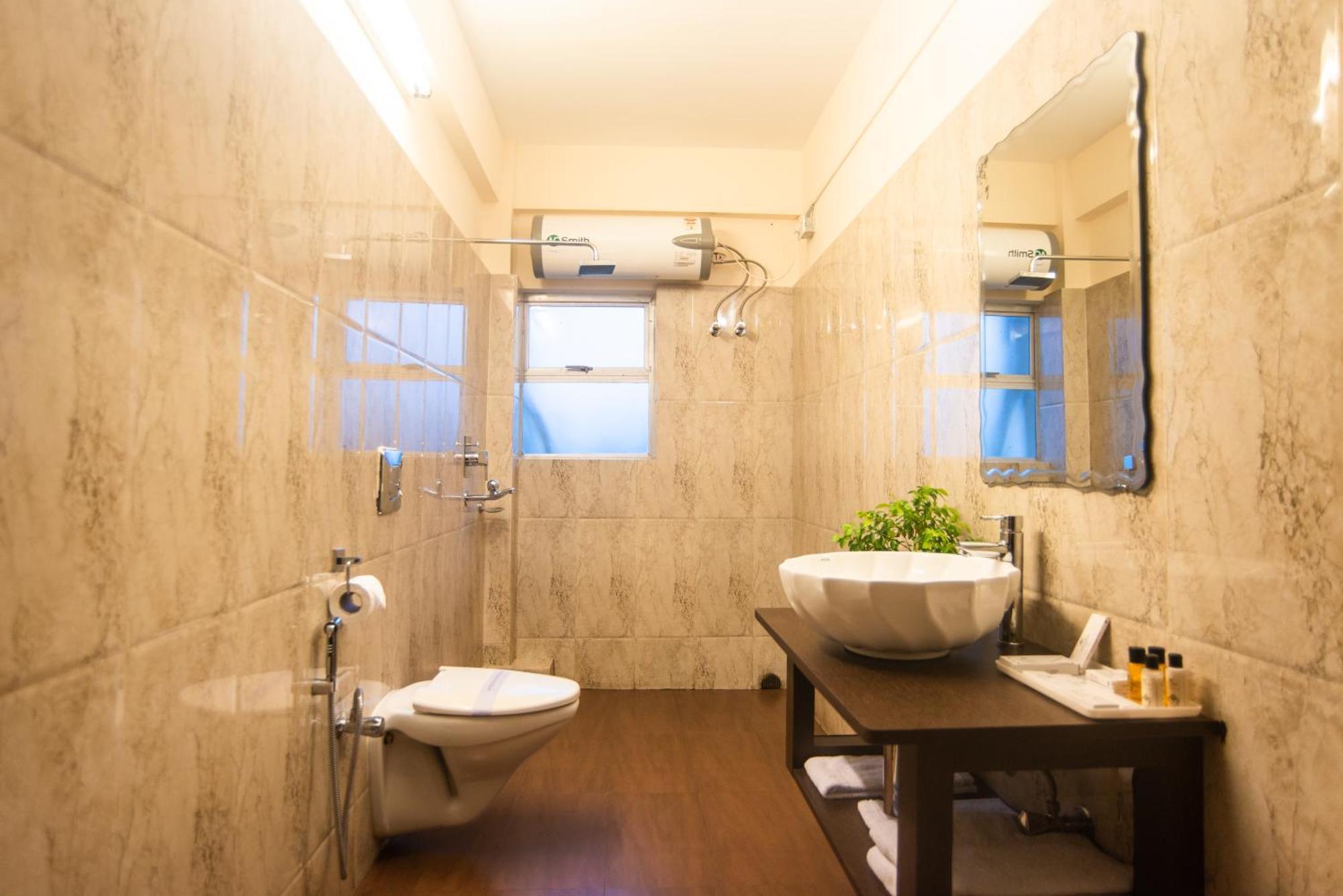 Polo Tura Hotel Zewnętrze zdjęcie
